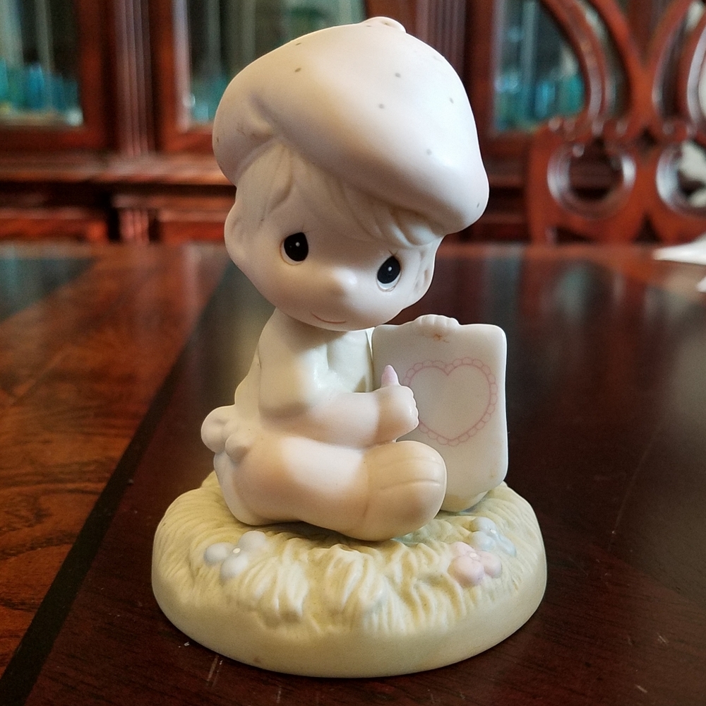 Valentine Precious Moments Figurine (with box)